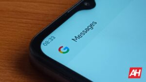 Google Messages Adds Chat Themes to Standard SMS Conversations Google Messages Adds Chat Themes to Standard SMS Conversations