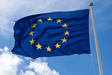 EU Kids Act Proposes Ban on Social Media for Under-13s